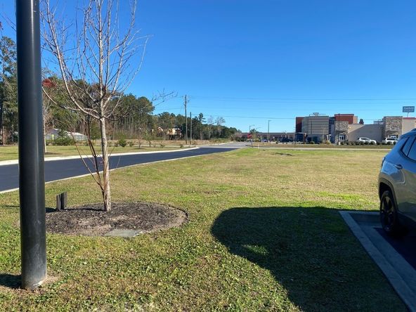 4270 US-17 S, Richmond Hill, GA 31324